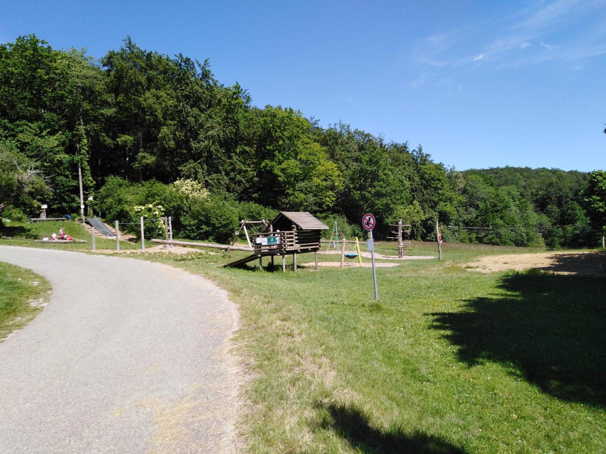 Ferienwohnung Mit Kleinem Garten Sonnenbühl Екстериор снимка