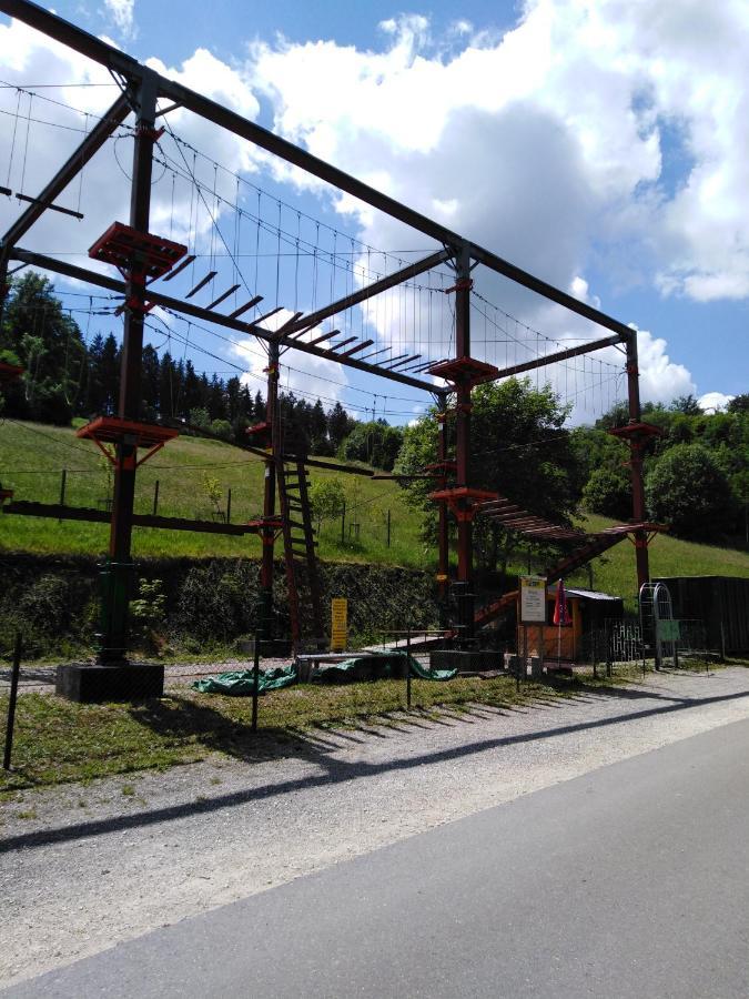 Ferienwohnung Mit Kleinem Garten Sonnenbühl Екстериор снимка